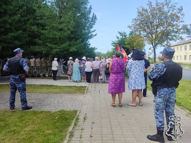 Сотрудники и военнослужащие Росгвардии обеспечили общественную безопасность в период проведения Дня военно-морского флота во Владимирской области
