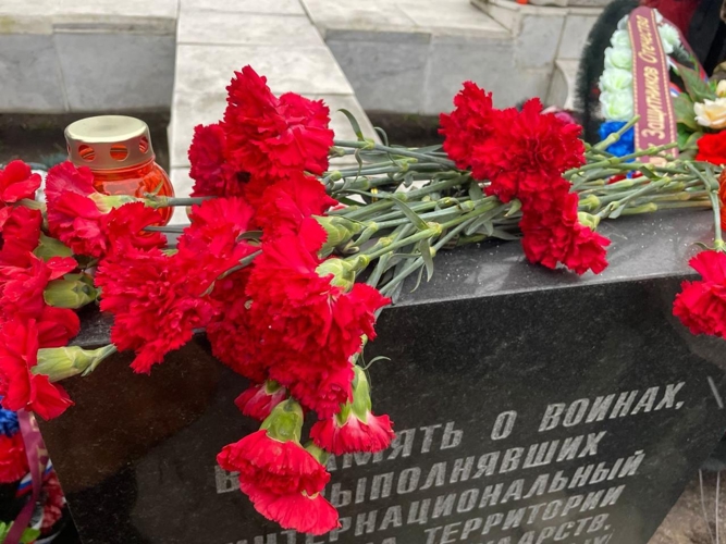 Начальник и личный состав территориального Управления Росгвардии приняли участие в мероприятиях посвященных Дню героев Отечества