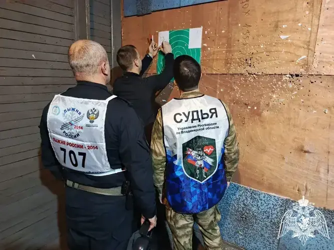 В региональном Управлении Росгвардии прошли соревнования по лыжным гонкам и офицерскому троеборью