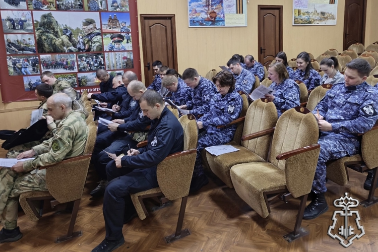 Владимирские росгвардейцы приняли участие в «Диктанте Победы»