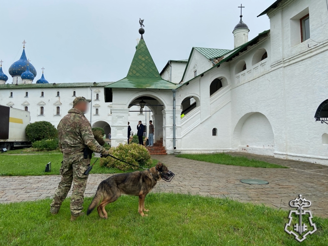 Владимирские росгвардейцы обеспечили охрану общественного порядка на втором летнем фестивале Дениса Мацуева в Суздале