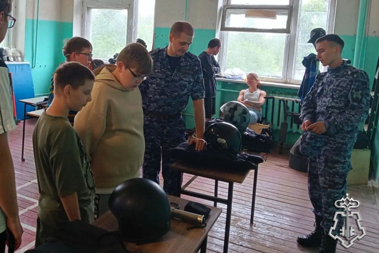 Сотрудники Управления Росгвардии по Владимирской области провели мероприятие «Каникулы с Росгвардией» для детей с ограниченными возможностями