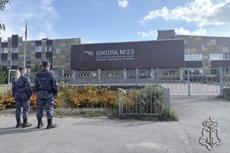 Сотрудники Управления Росгвардии по Владимирской области обеспечили охрану общественного порядка в День знаний 1 сентября
