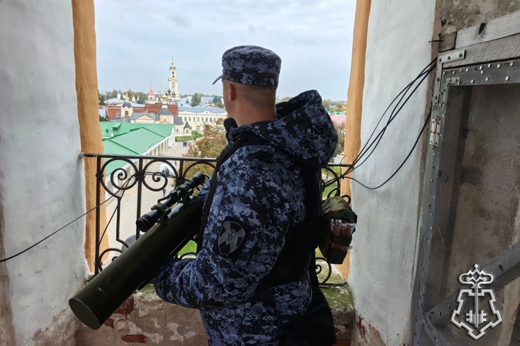Сотрудники Управления Росгвардии по Владимирской области обеспечили правопорядок во время визита Святейшего Патриарха Кирилла в Суздаль.