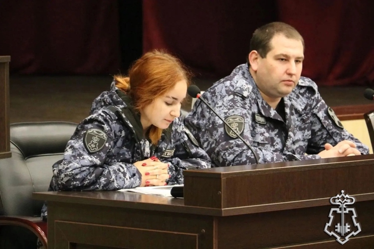 Сотрудники Росгвардии провели агитационное мероприятие для военнослужащих в Софрино